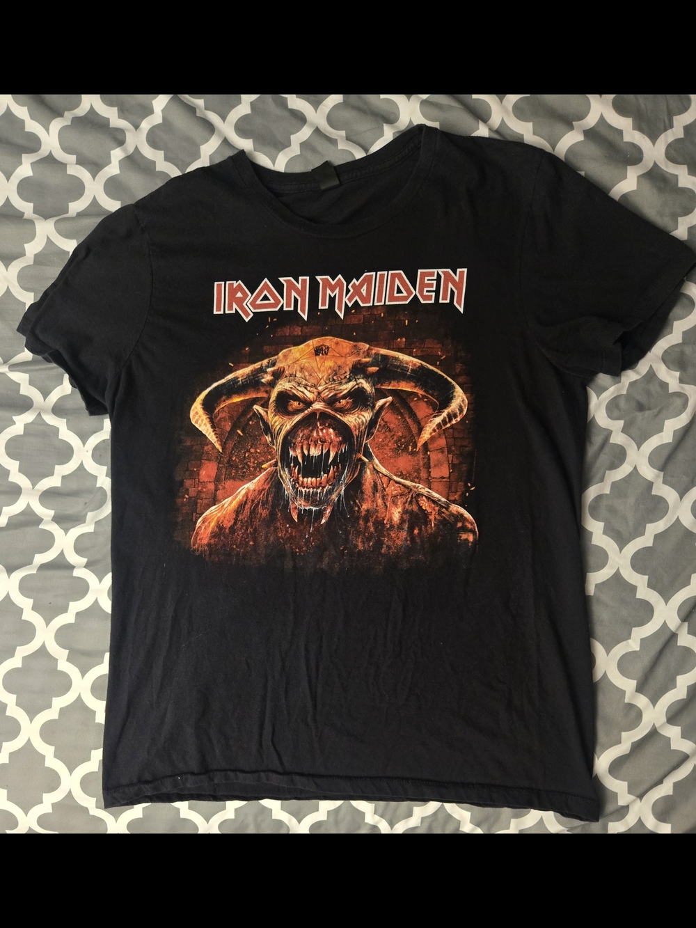 Iron Maiden LEGACY OF THE BEAST 2019 concert Shirt